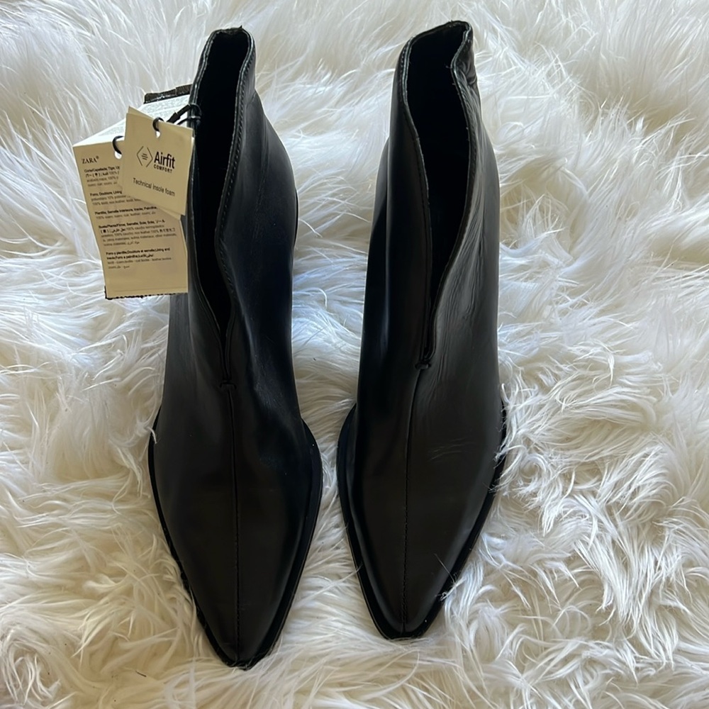 Zara Black Leather Heeled Booties V-Shape